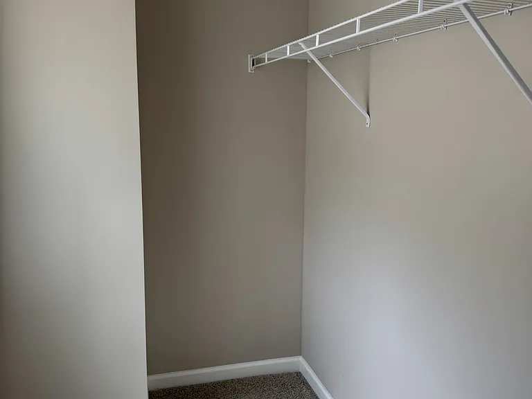 211 Mountaindale Dr — Photo 13