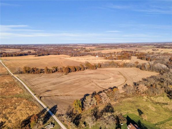 County Road 311, Hale, MO 64643