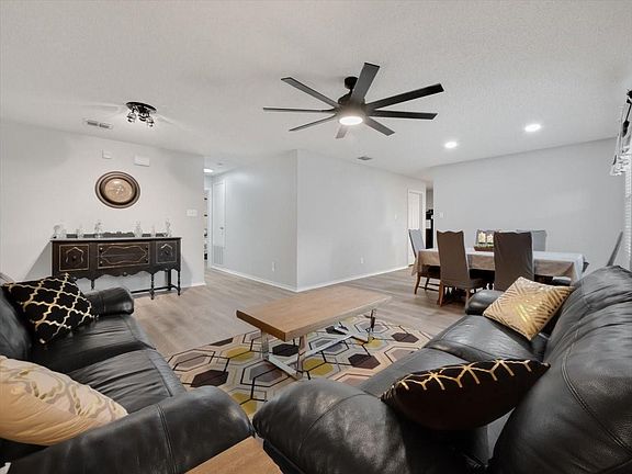 5th image of 3003 Misty Ridge Ln