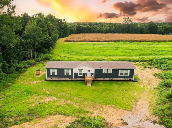 183 Louie Ct, Holly Hill, SC 29059