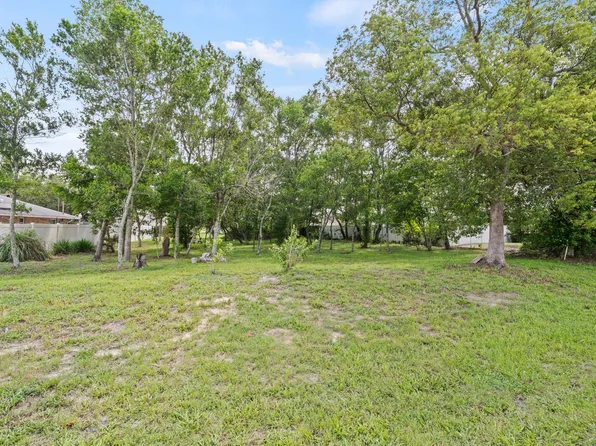 1041 Feather Dr, Deltona, FL 32725