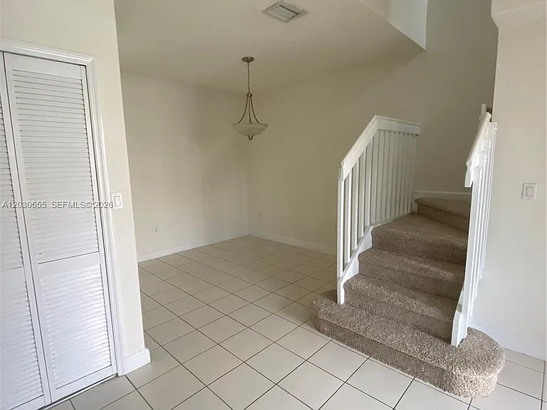 2330 SE 10th St #2330 — Photo 11
