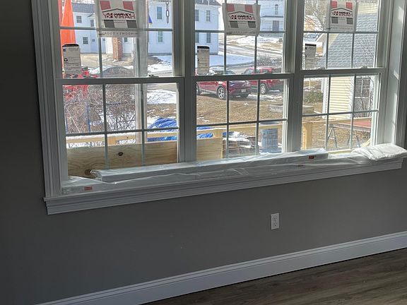 Open concept dining/living room