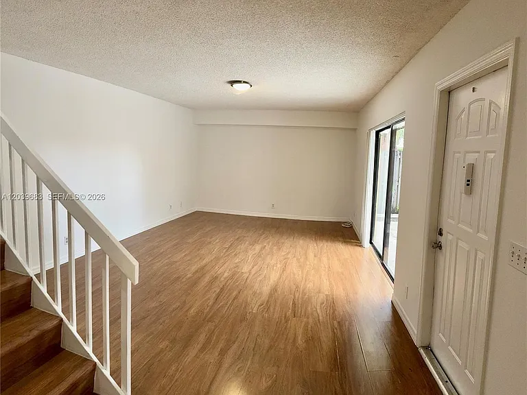 721 NW 99th Cir #721 — Photo 7