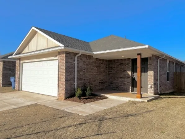 3220 Hickory Stick Dr, Chickasha, OK 73018