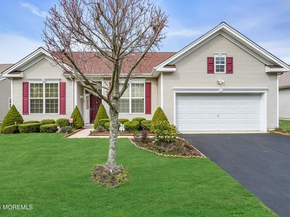 17 Whitewater Drive, Barnegat, NJ 08005