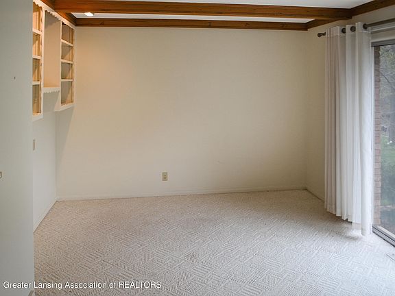 4th image of 7565 Philwood Dr