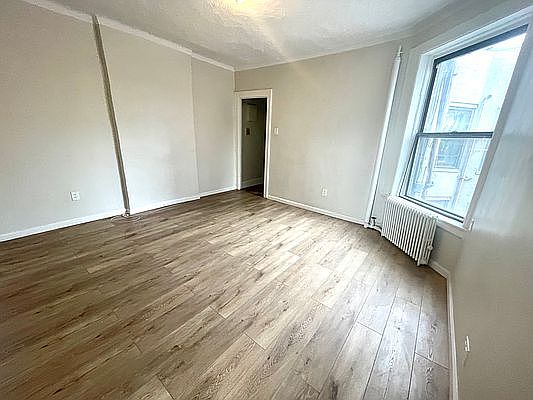 5th image of 40-29 23rd St #7