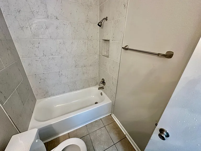 709 Melody Ln #A5 — Photo 5