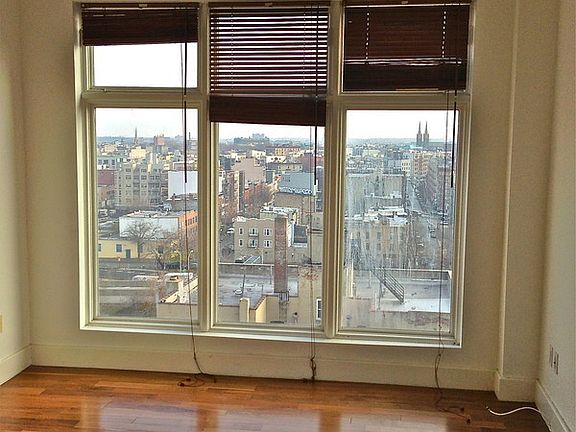 2nd image of 275 S 1st St APT 1R