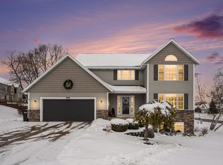 3239 Rosewood St, Hudsonville, MI 49426