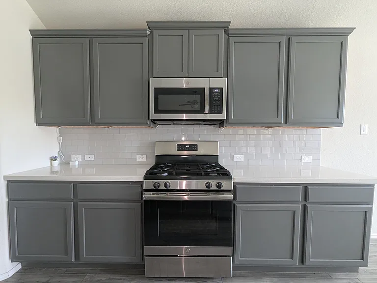 1740 Alamandine Ave — Photo 8