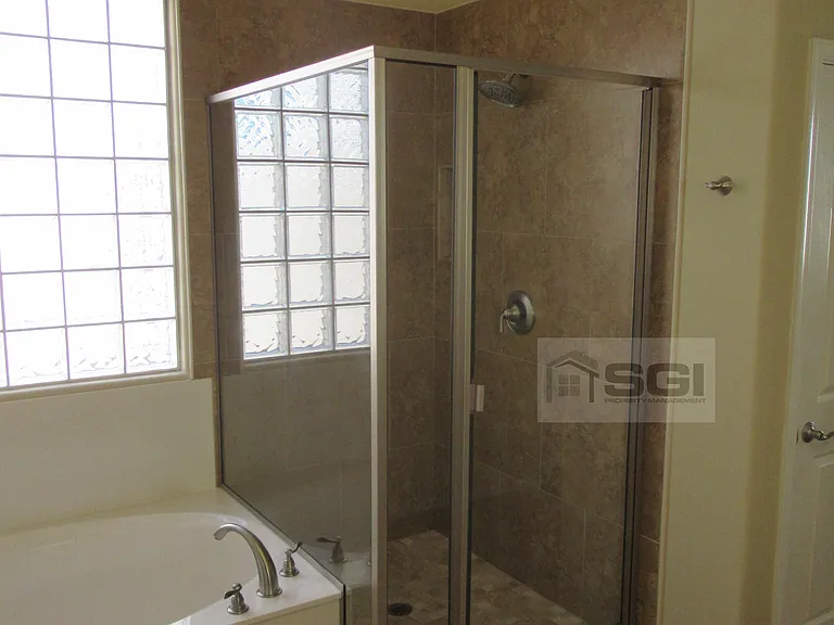 8860 W Frier Dr — Photo 12