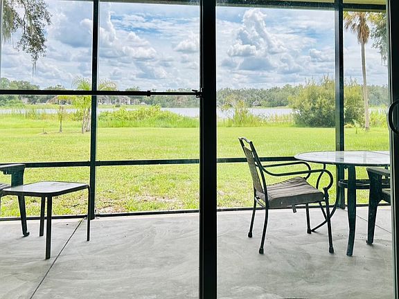 private screened Lanai