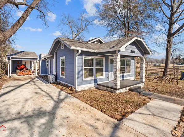807 Riverside Dr, Kilgore, TX 75662