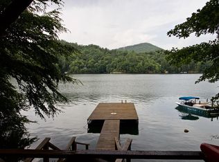 446 Nantahala Shrs, Topton, NC 28781