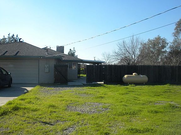 5th image of 18532 Norwalk Dr