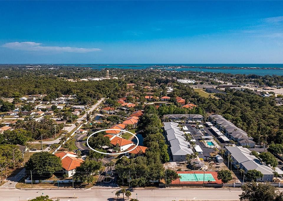 1st image of 120 Pine Hollow Dr #120