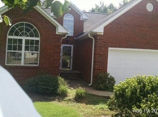 261 Glen Crest Dr, Moore, SC 29369