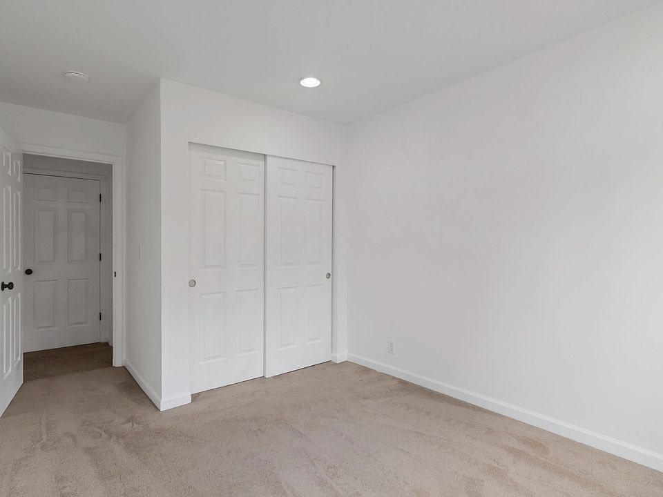 1st image of 3114 133rd Pl SE