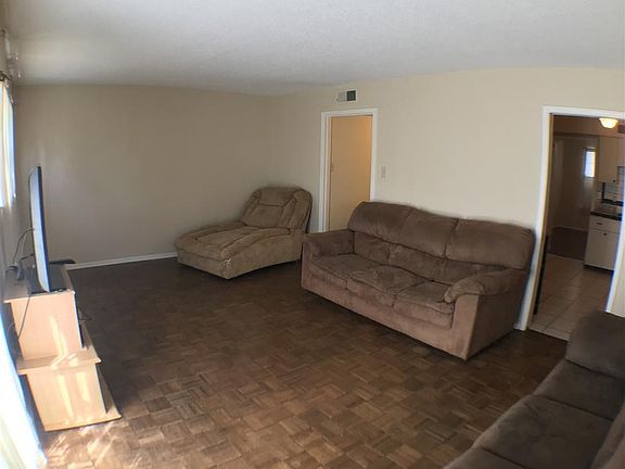 5th image of 435 N Highland St APT 4