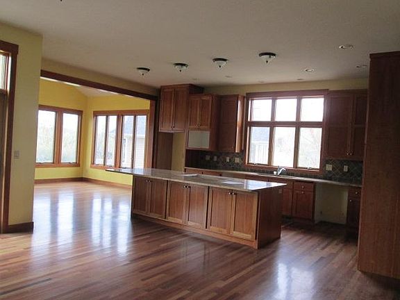 5th image of 1018 Schooner Way