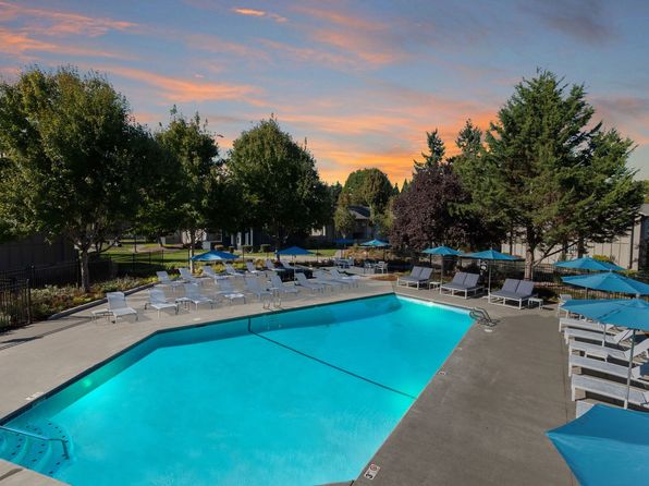 4601 E 18th St APT 133