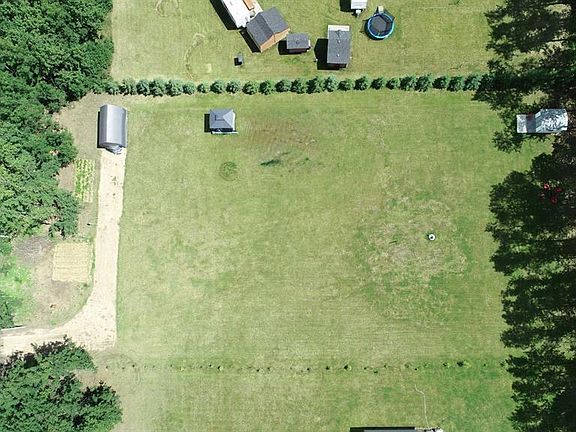 4th image of 11013 Township Road 423