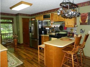 707 E Reed Rd, La Fayette, GA 30728