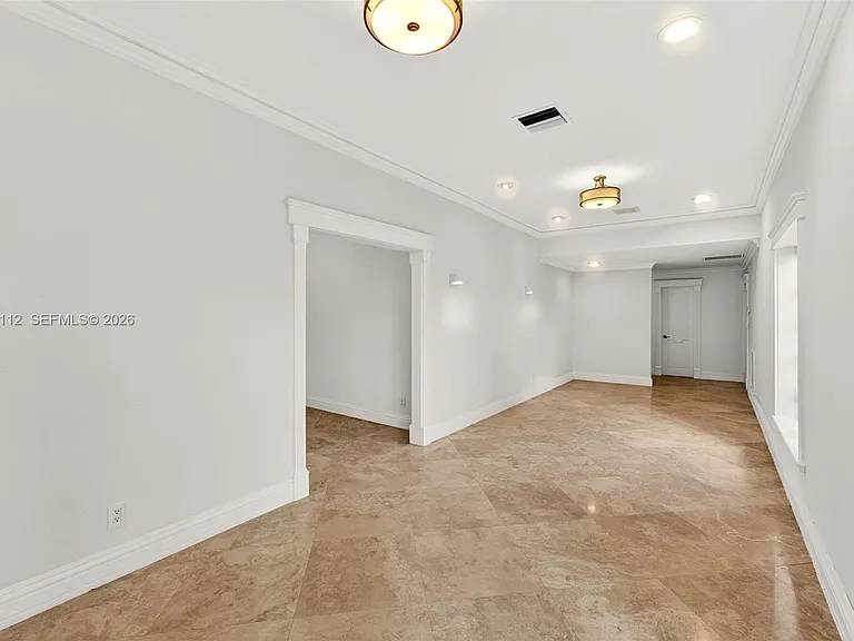 3000 SW 130th Ave — Photo 5