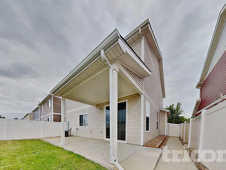 20681 Randolph Pl — Photo 15