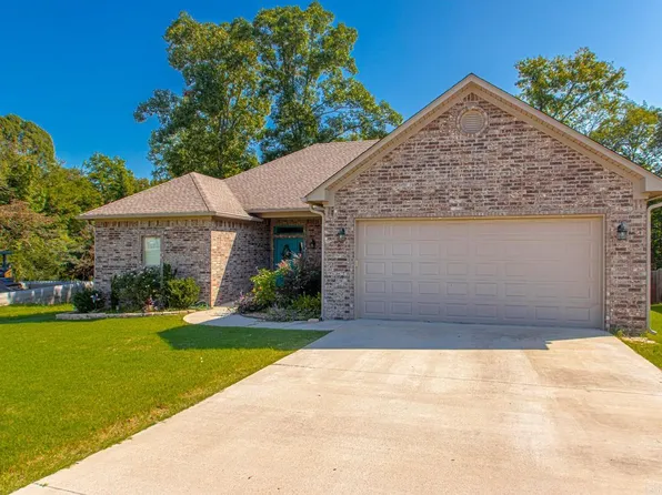 5412 Aviator Dr, Jacksonville, AR 72076