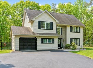 132 Saginaw Dr, Jim Thorpe, PA 18229