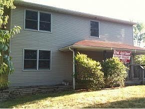 1st image of 1512 E Hillside Dr