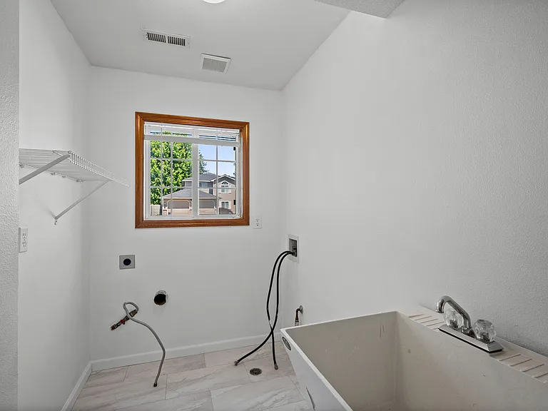 412 E Piper Glen Ct — Photo 12