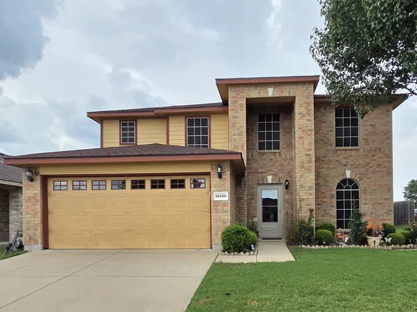 10000 Cougar Trl, Fort Worth, TX 76108