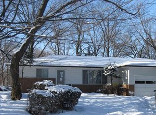19501 Upper Valley Dr, Euclid, OH