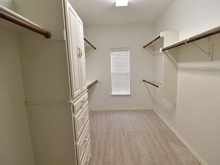 7995 Quiet Meadow Ln — Photo 13
