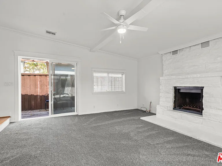 4352 Globe Ave — Photo 15