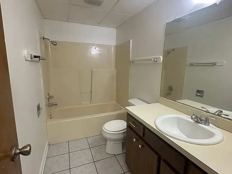 601 Bertig St — Photo 7