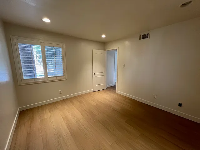 4410 N Longview Ave #220 — Photo 14
