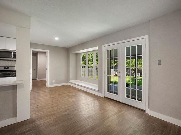 5th image of 424 Baldridge Dr