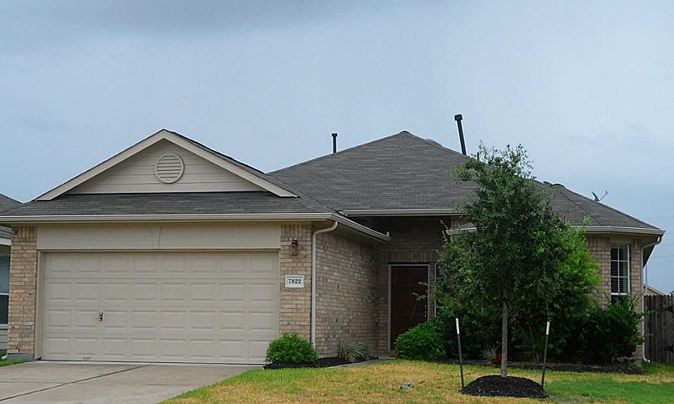 1st image of 7822 Flowing Oak Ln