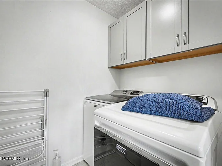11150 Minnetta Ct — Photo 23