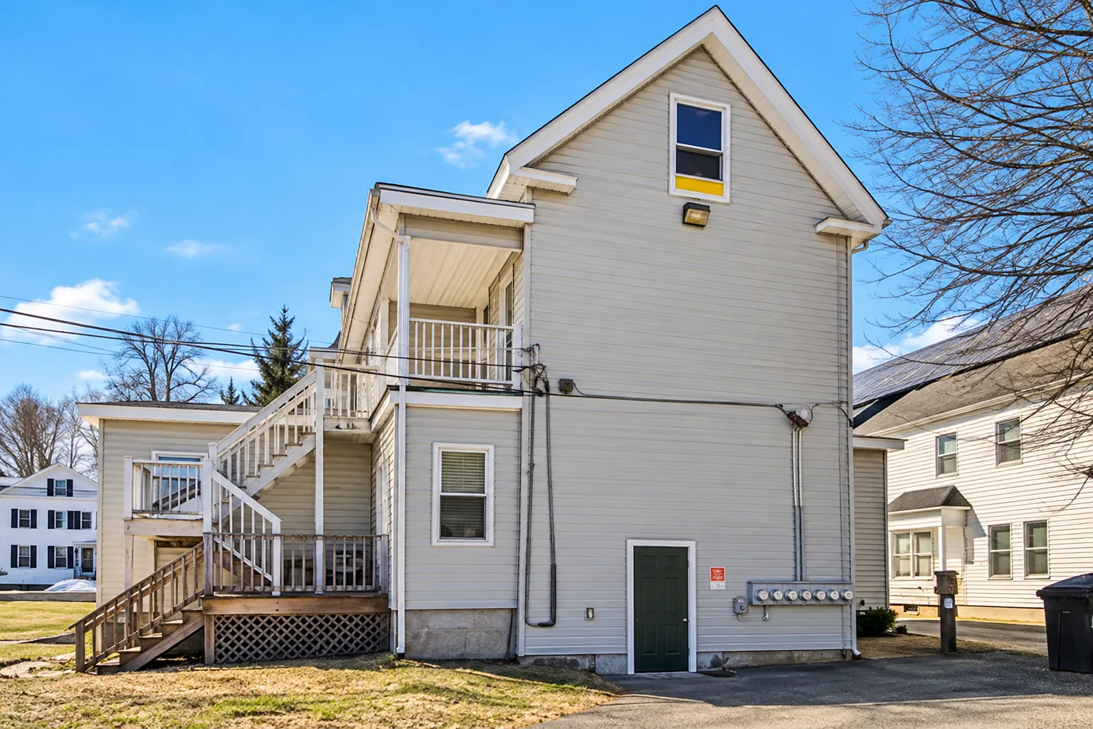 2 bed, 925 sqft, $1,999 — Photo 3