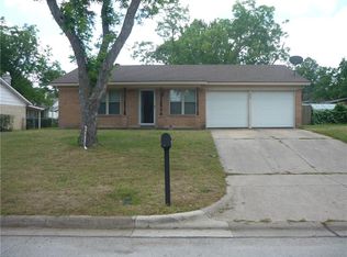 1504 Montclair St, Arlington, TX 76015