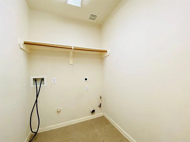 17222 Dark Cavern Ct — Photo 12
