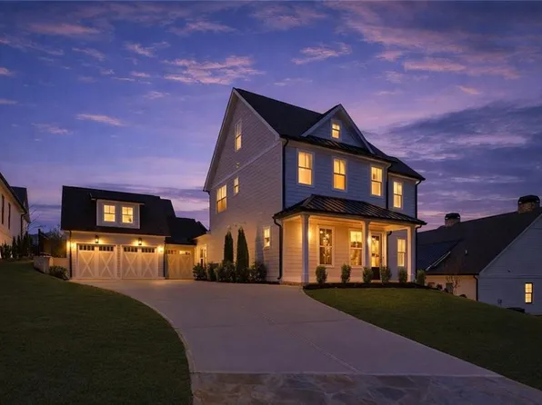 147 Blue Heron Blf, Dawsonville, GA 30534