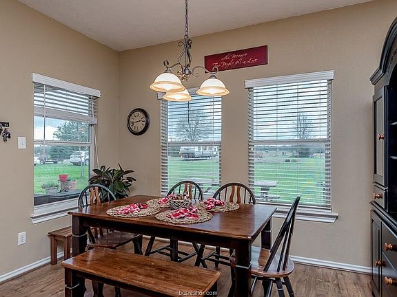 5th image of 3805 County Road 365