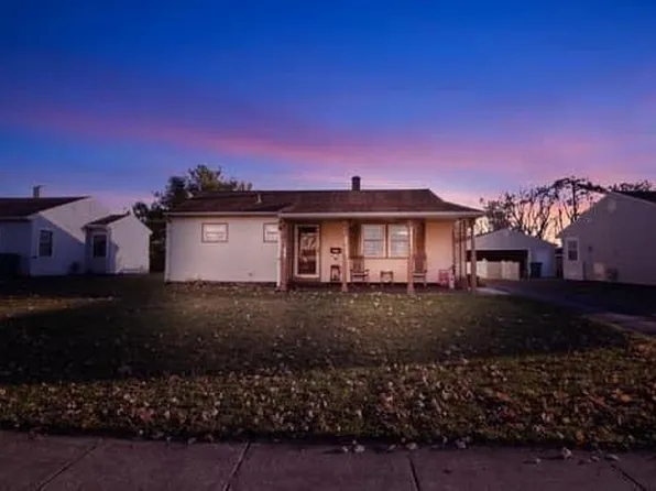 339 Madison Dr S, West Jefferson, OH 43162